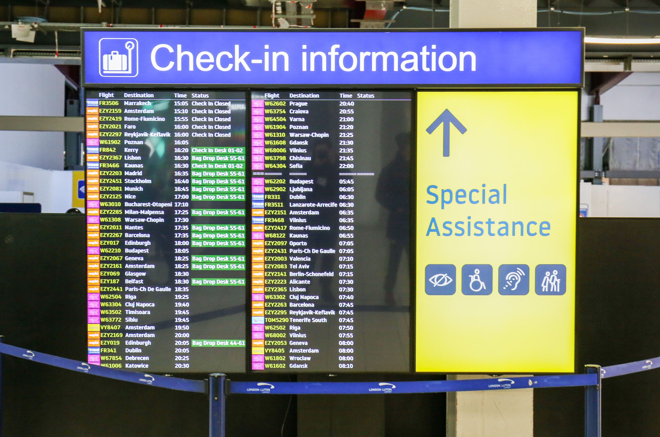 Check-In at London Luton Airport
